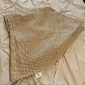 Mainstays round knit table cloth